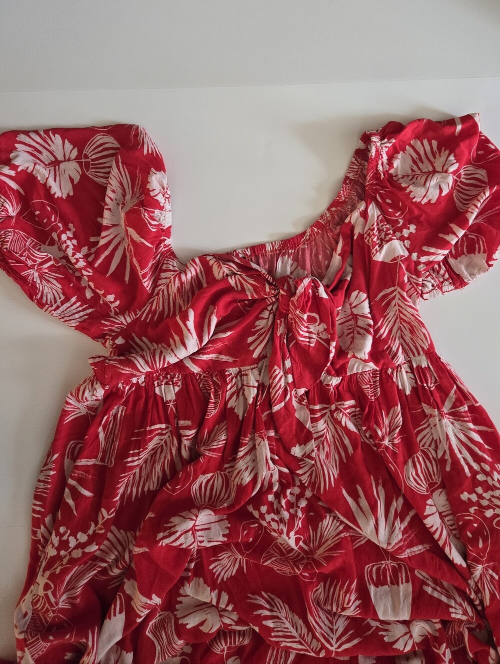 Eloquii Red Tropical-Print Off-Shoulder Maxi Dress Size 18 - Picture 4 of 6